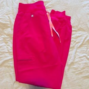 XS-hot pink Zamora FIGS scrub bottoms- used